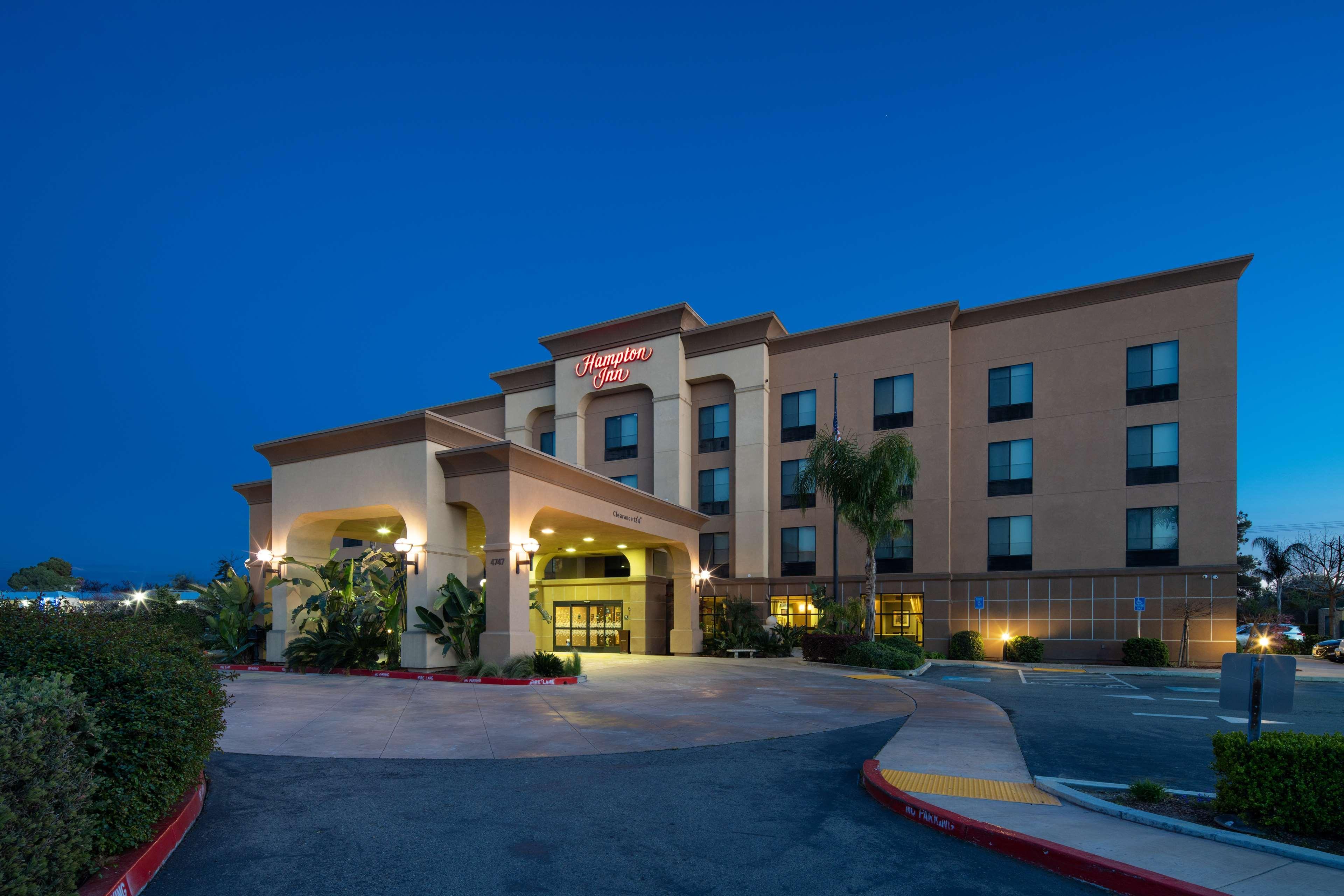 Hampton Inn Visalia Exterior foto